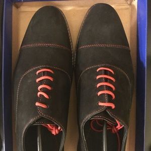 Donald J. Pliner Men’s Black Suede Shoes